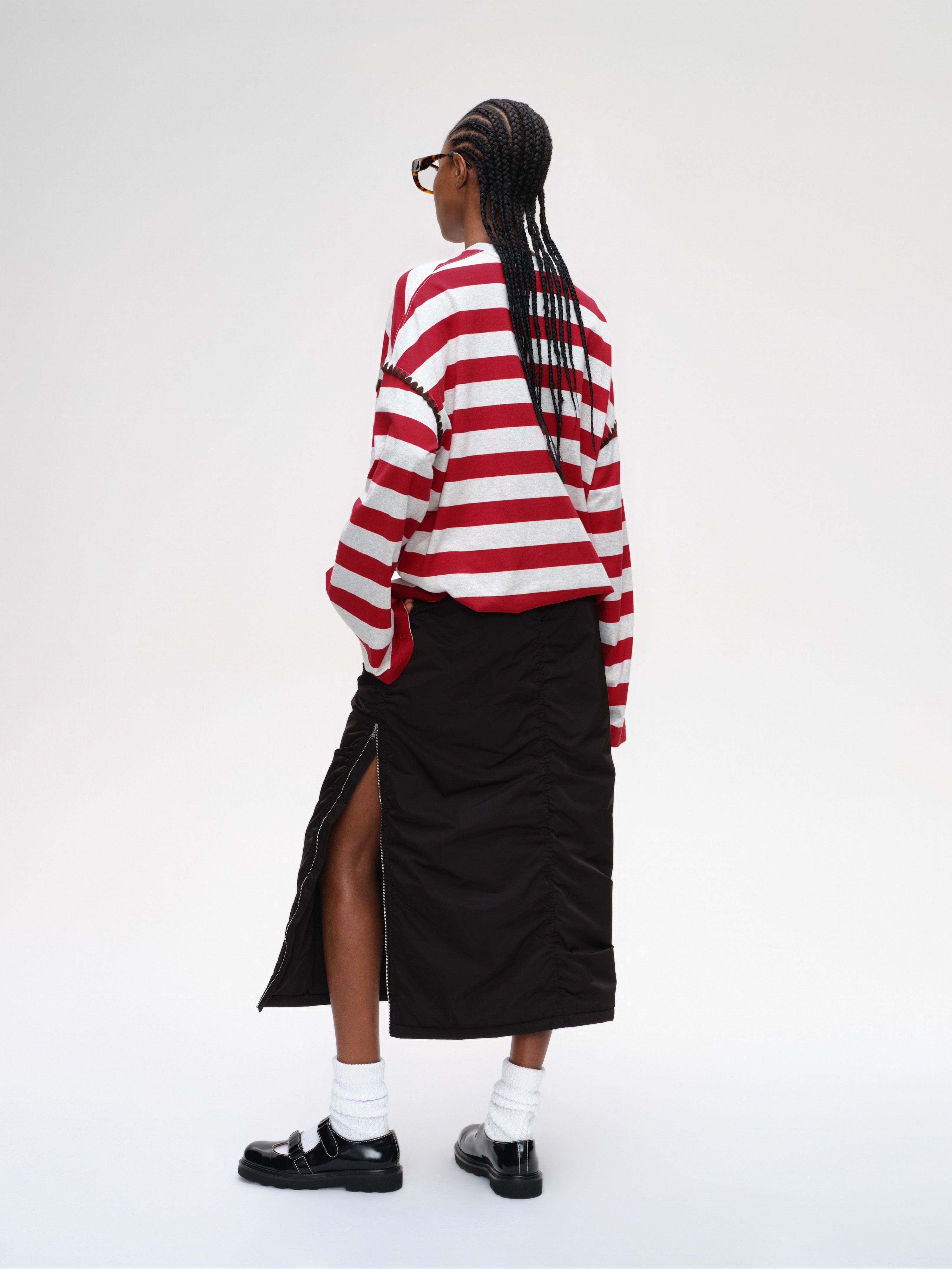 classic-embroidered-striped-t-shirt-image_back.jpg