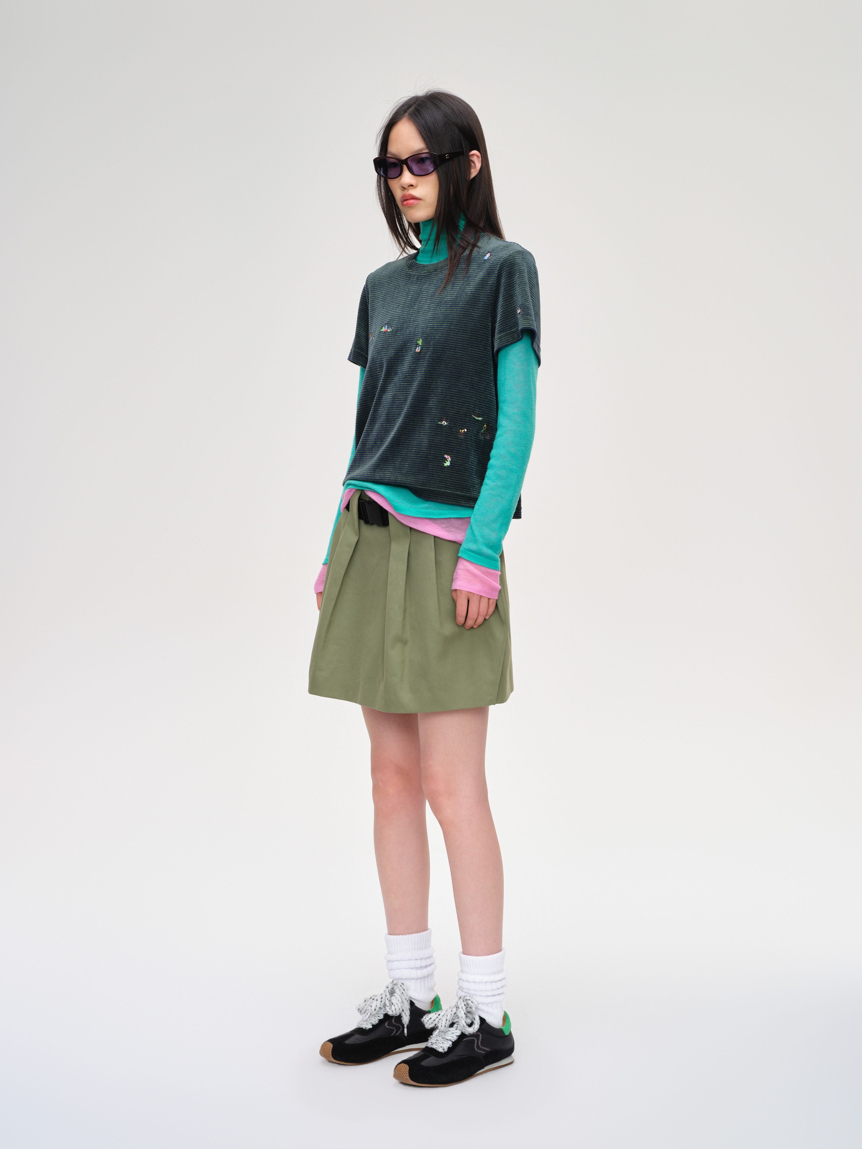 sally-embroidered-fitted-t-shirt-1-image_back.jpg