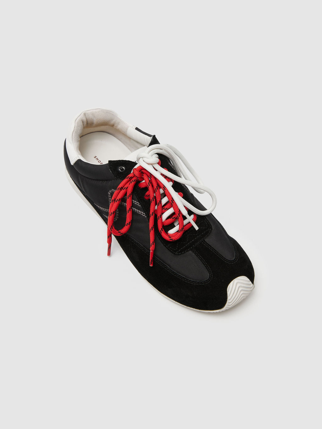 "Billie" Trainer - 2