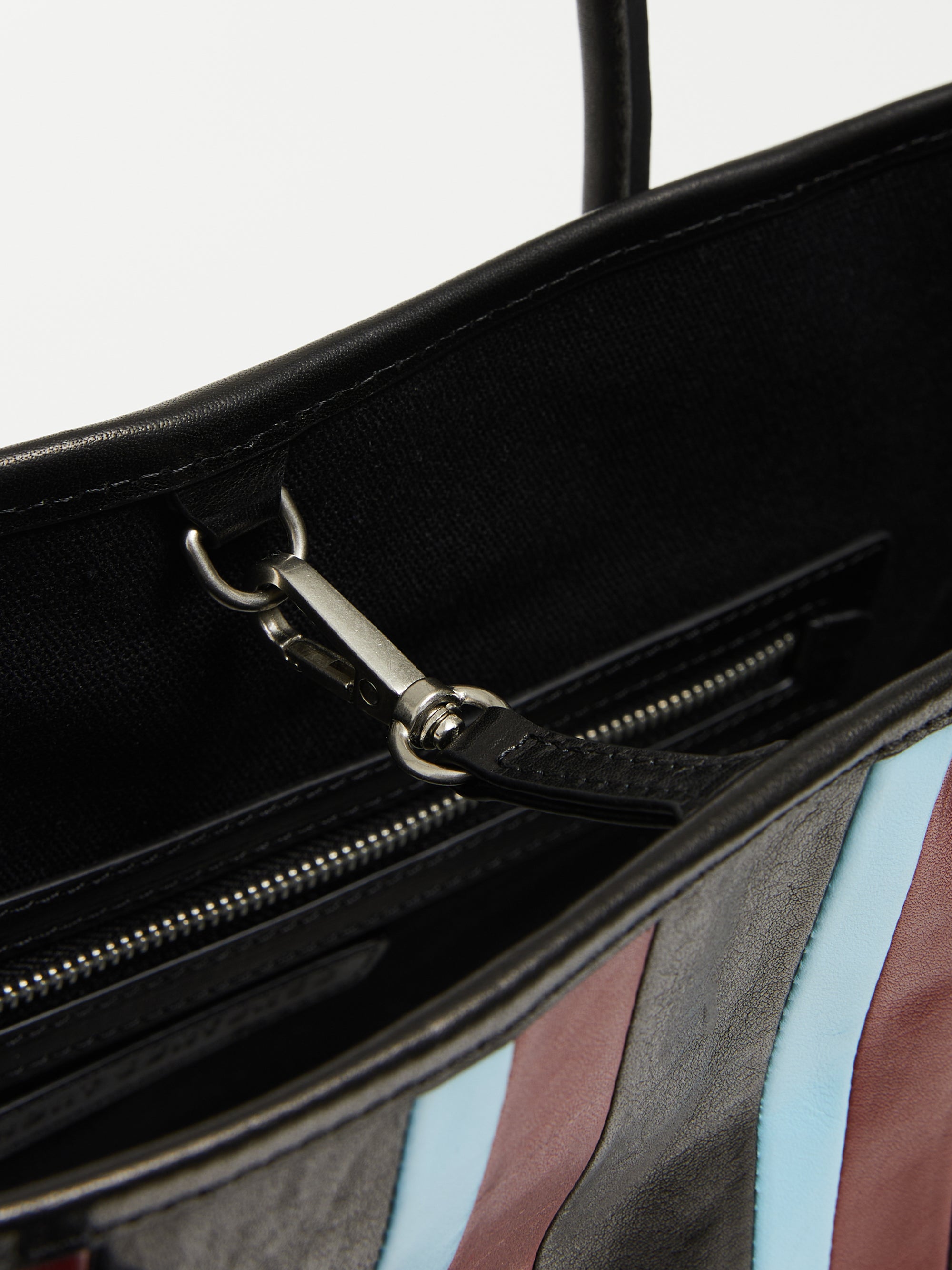 Toto Striped Color-Block Tote
