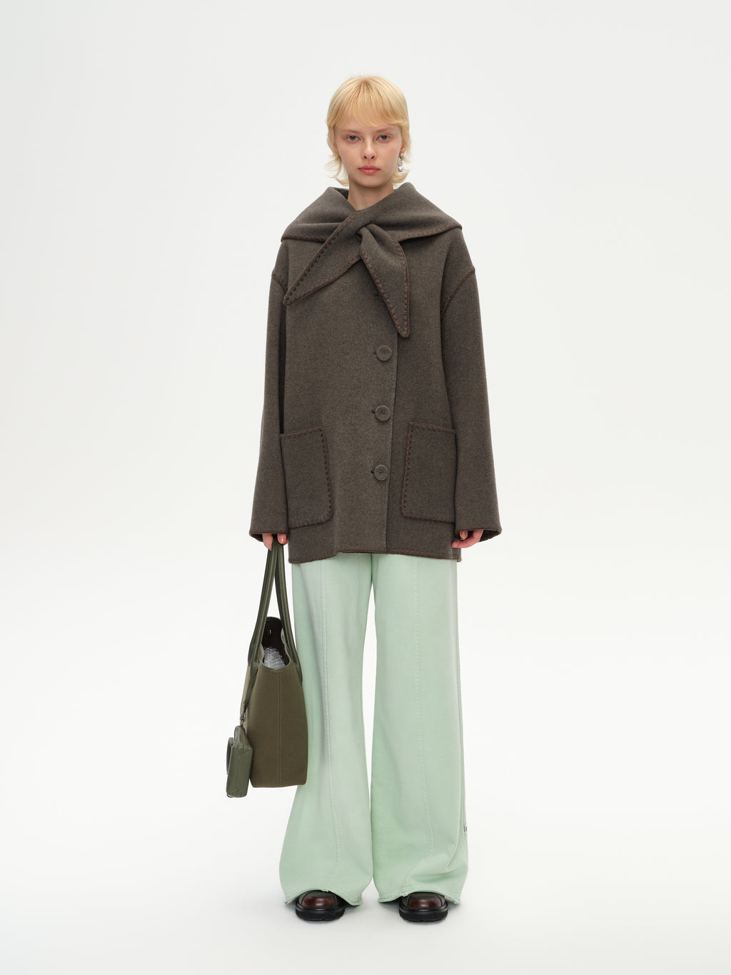 Shell Embroidery Scarf Collar Coat