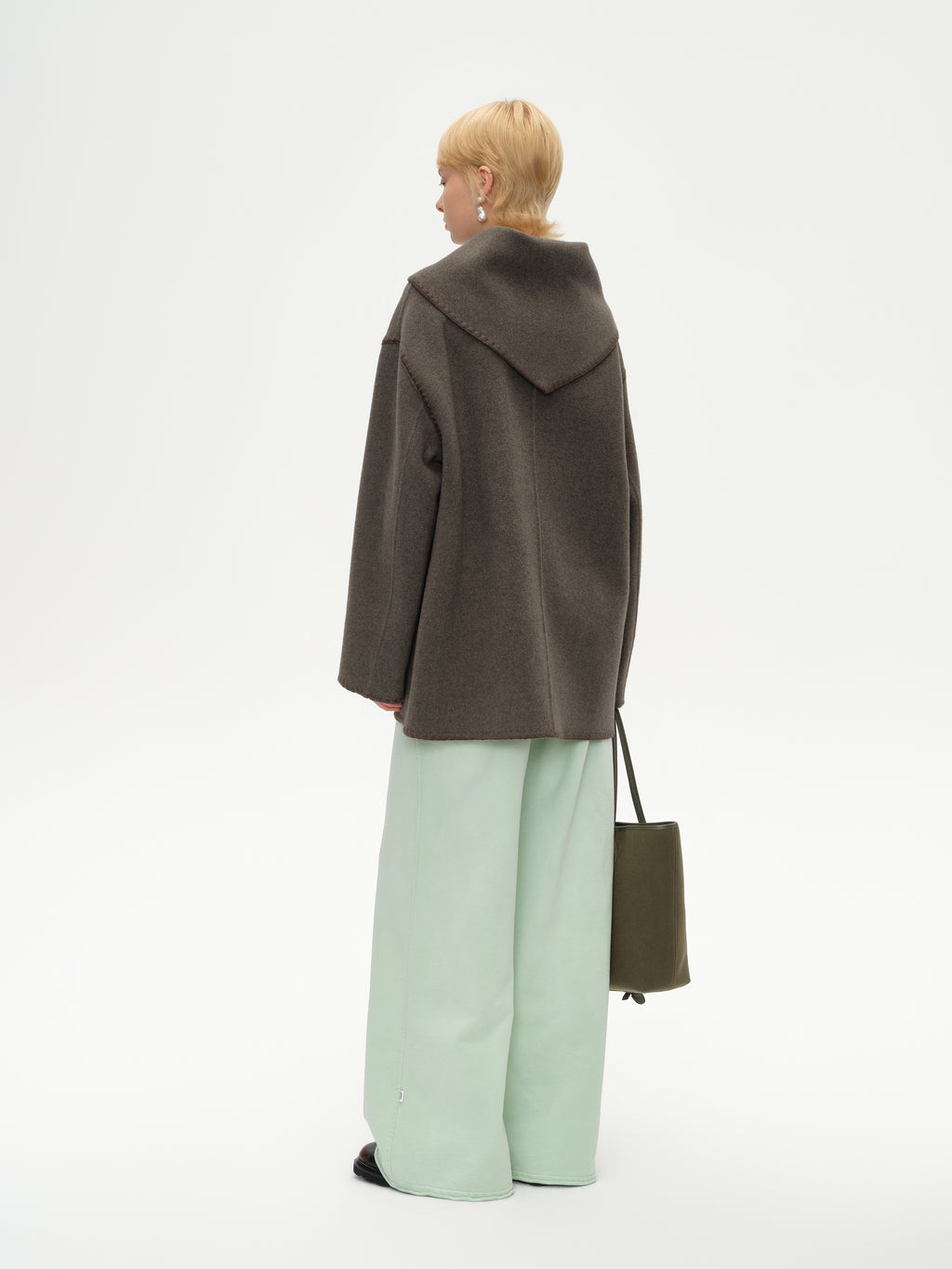 Shell Embroidery Scarf Collar Coat