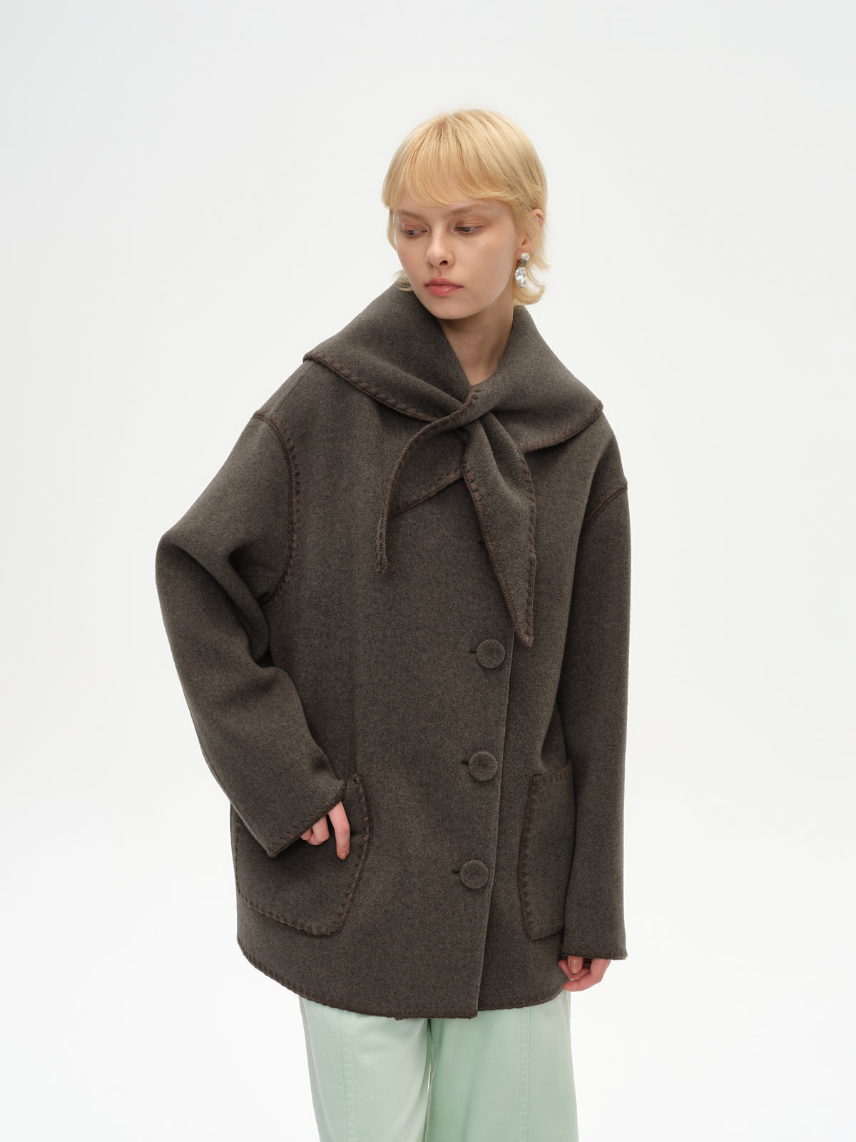 Shell Embroidery Scarf Collar Coat