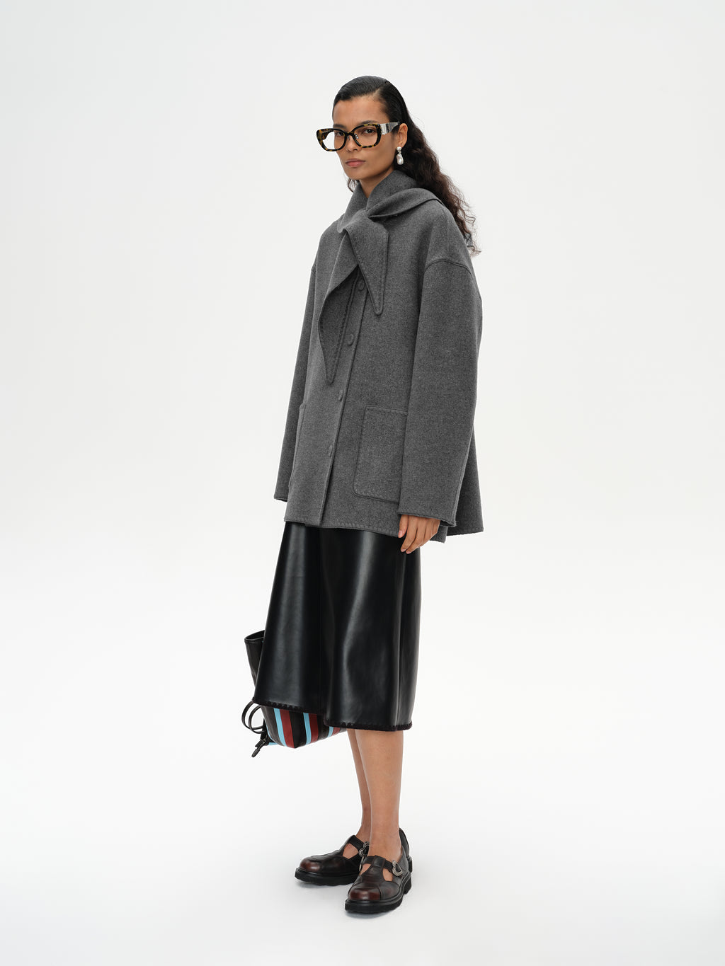 Shell Embroidery Scarf Collar Coat