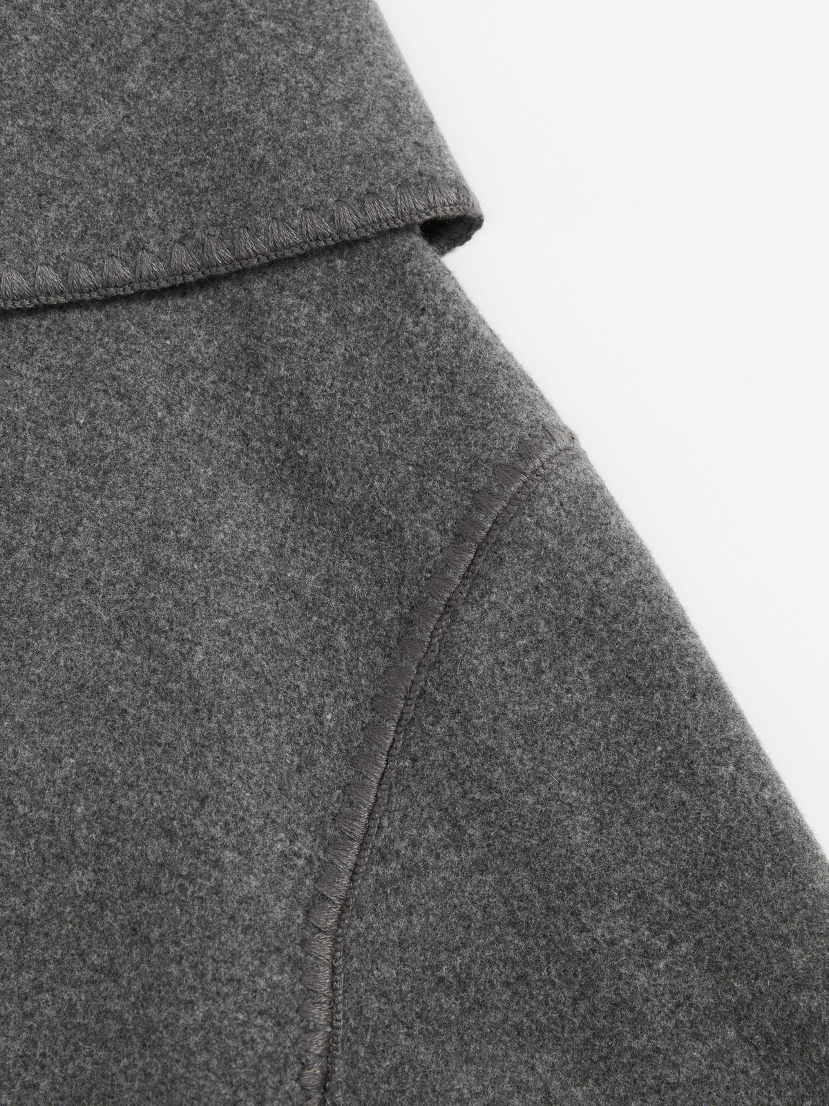 Shell Embroidery Scarf Collar Coat
