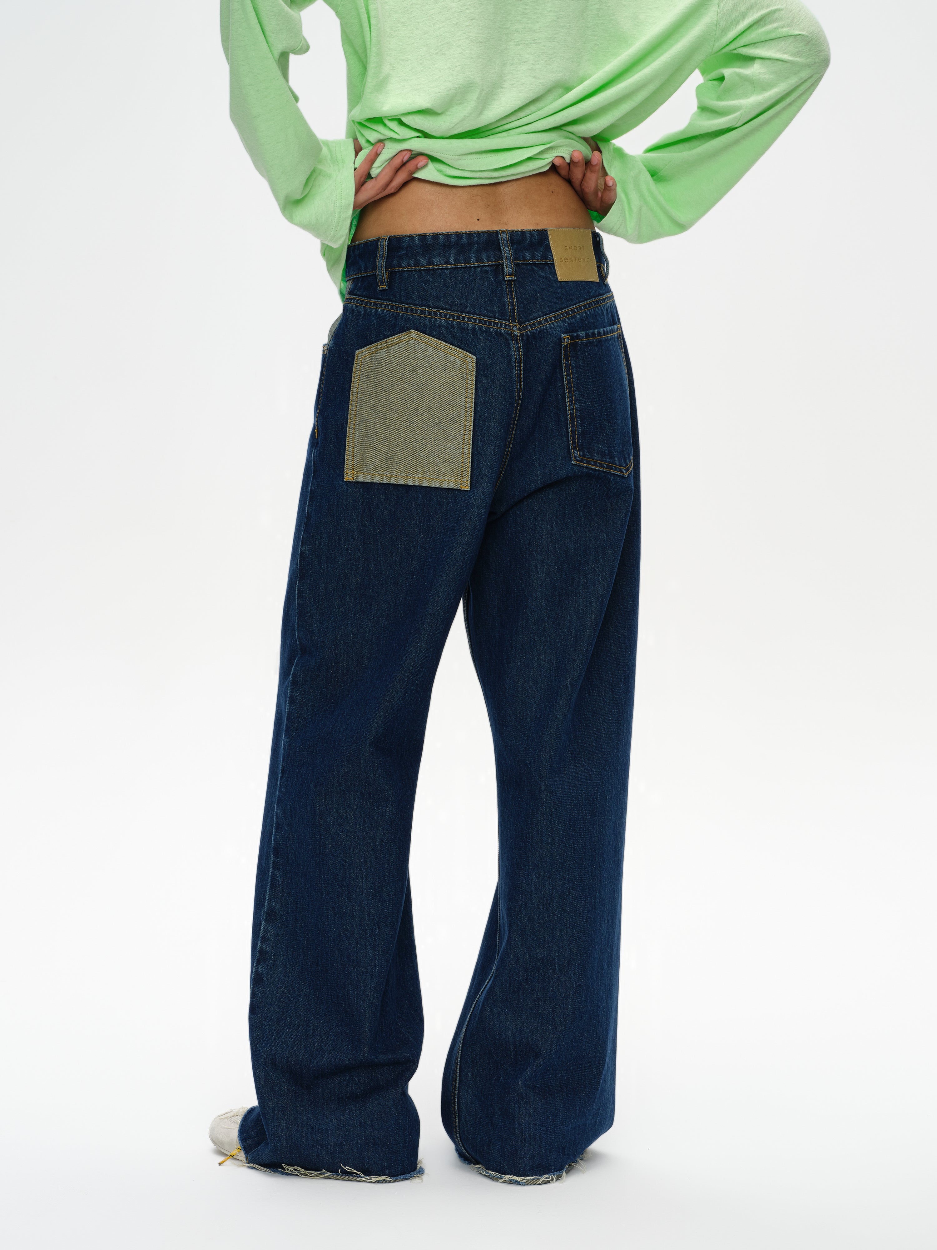 Flipped Pocket Mid-Waist Loose Jeans