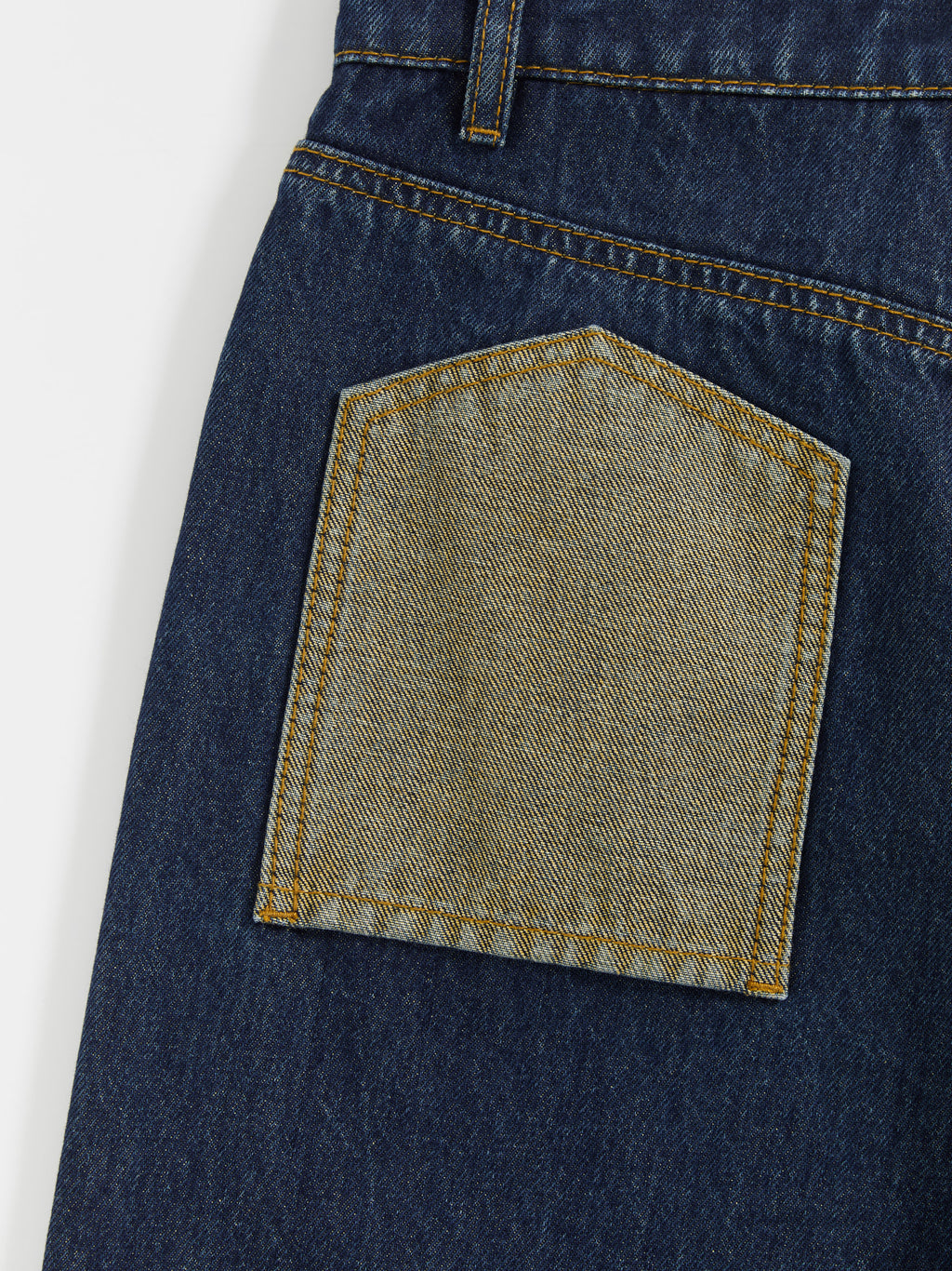 Flipped Pocket Mid-Waist Loose Jeans