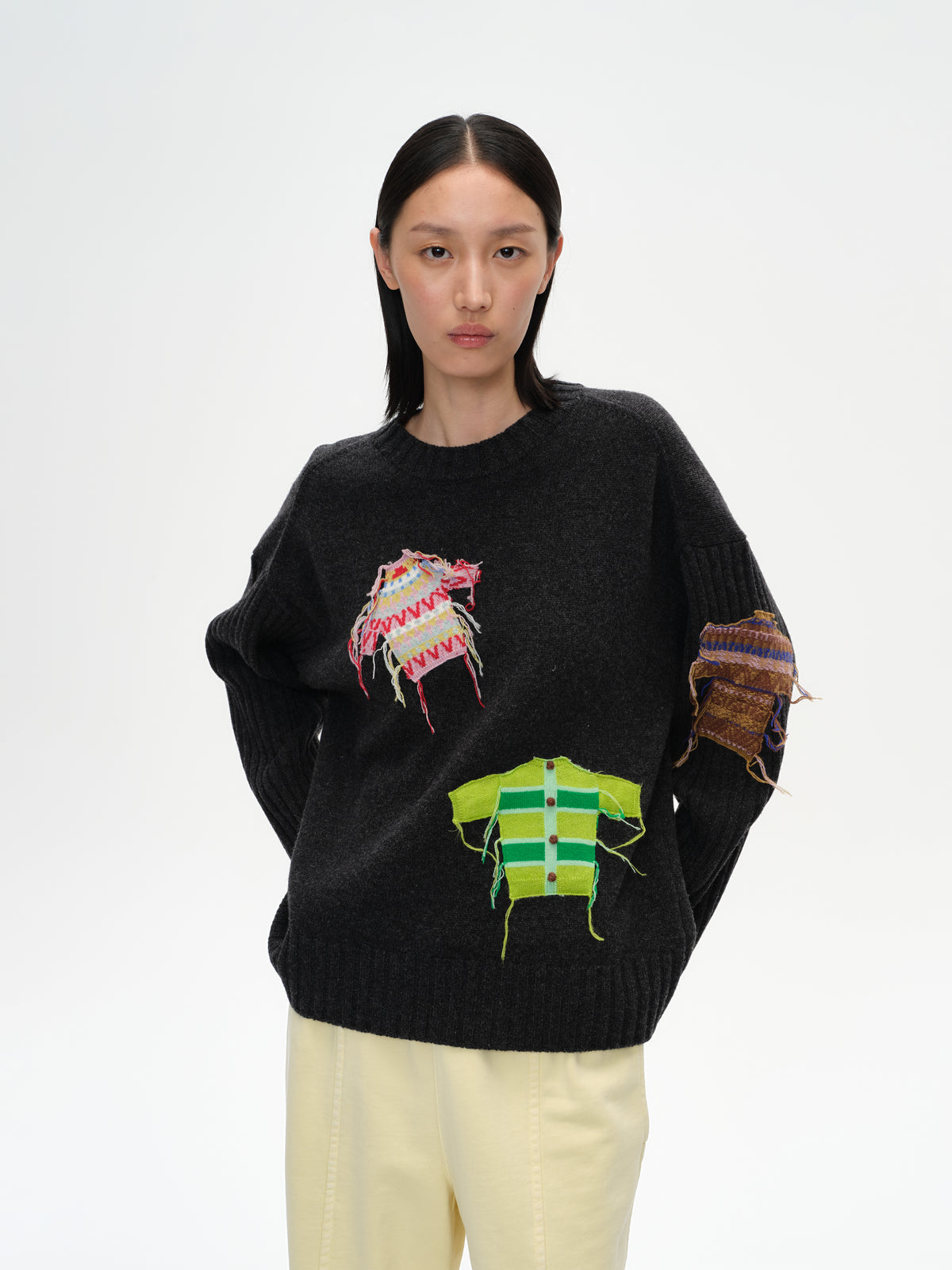 Patch Design Crew Neck Sweater