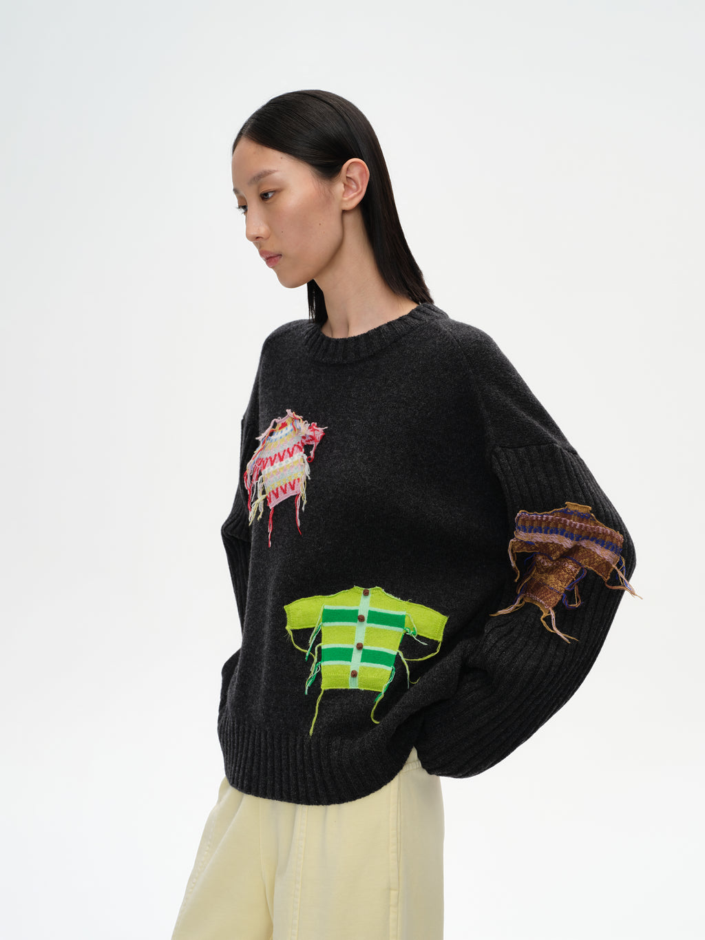 Patch Design Crew Neck Sweater
