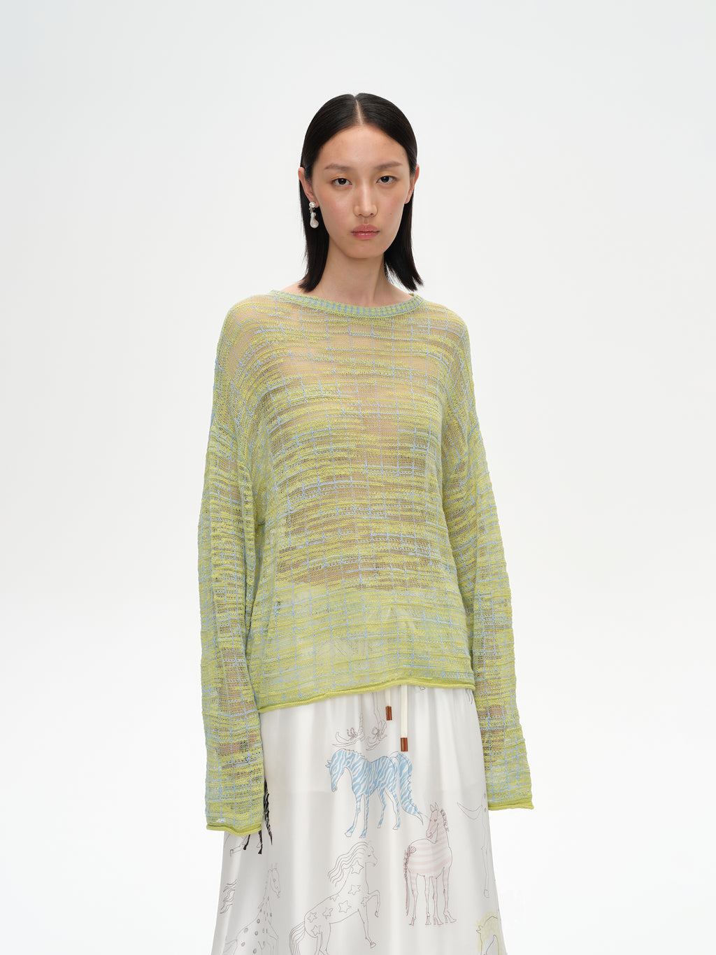 Two-Tone Curtain Placket Crew Neck Knit Top