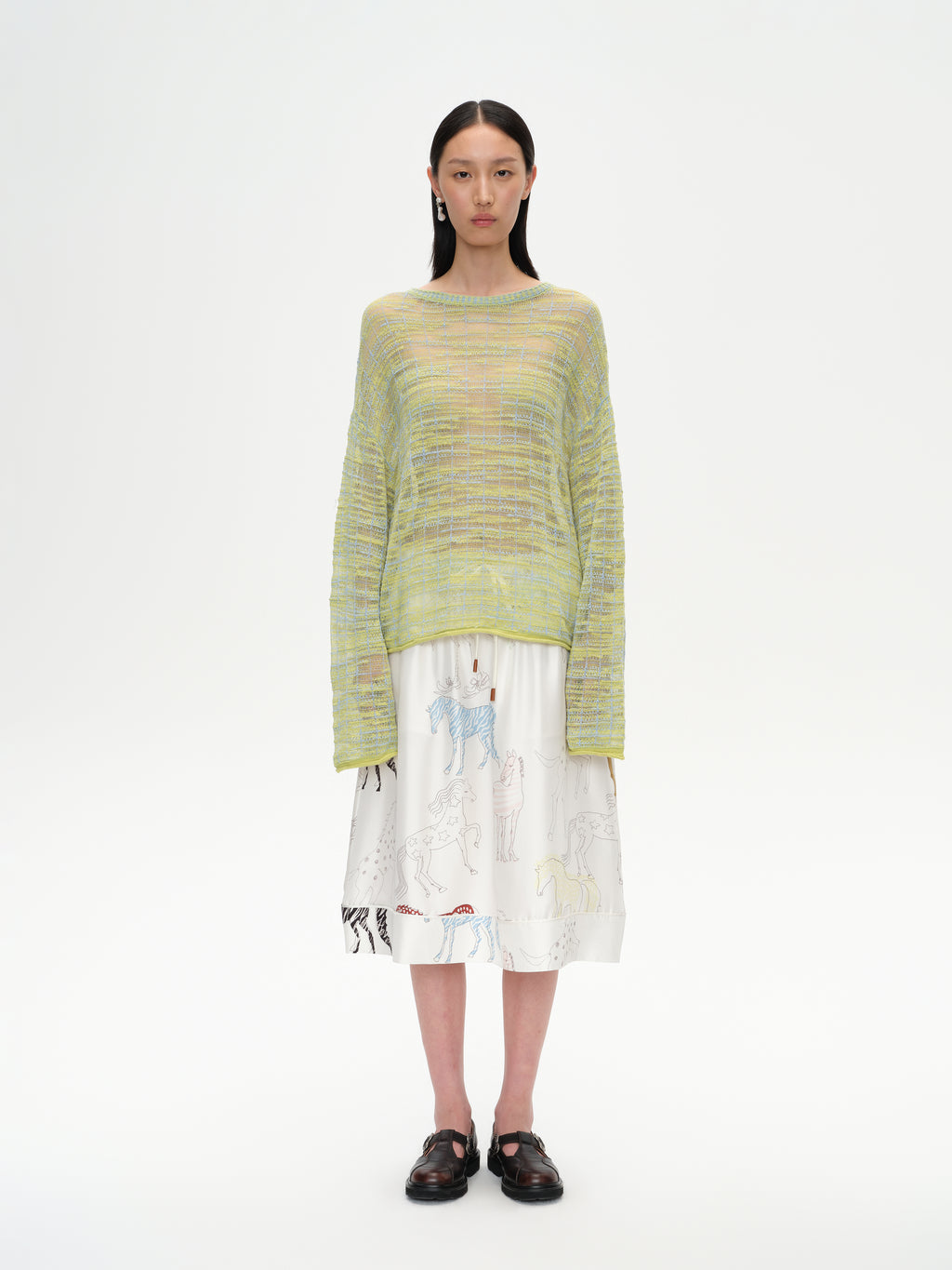 Two-Tone Curtain Placket Crew Neck Knit Top