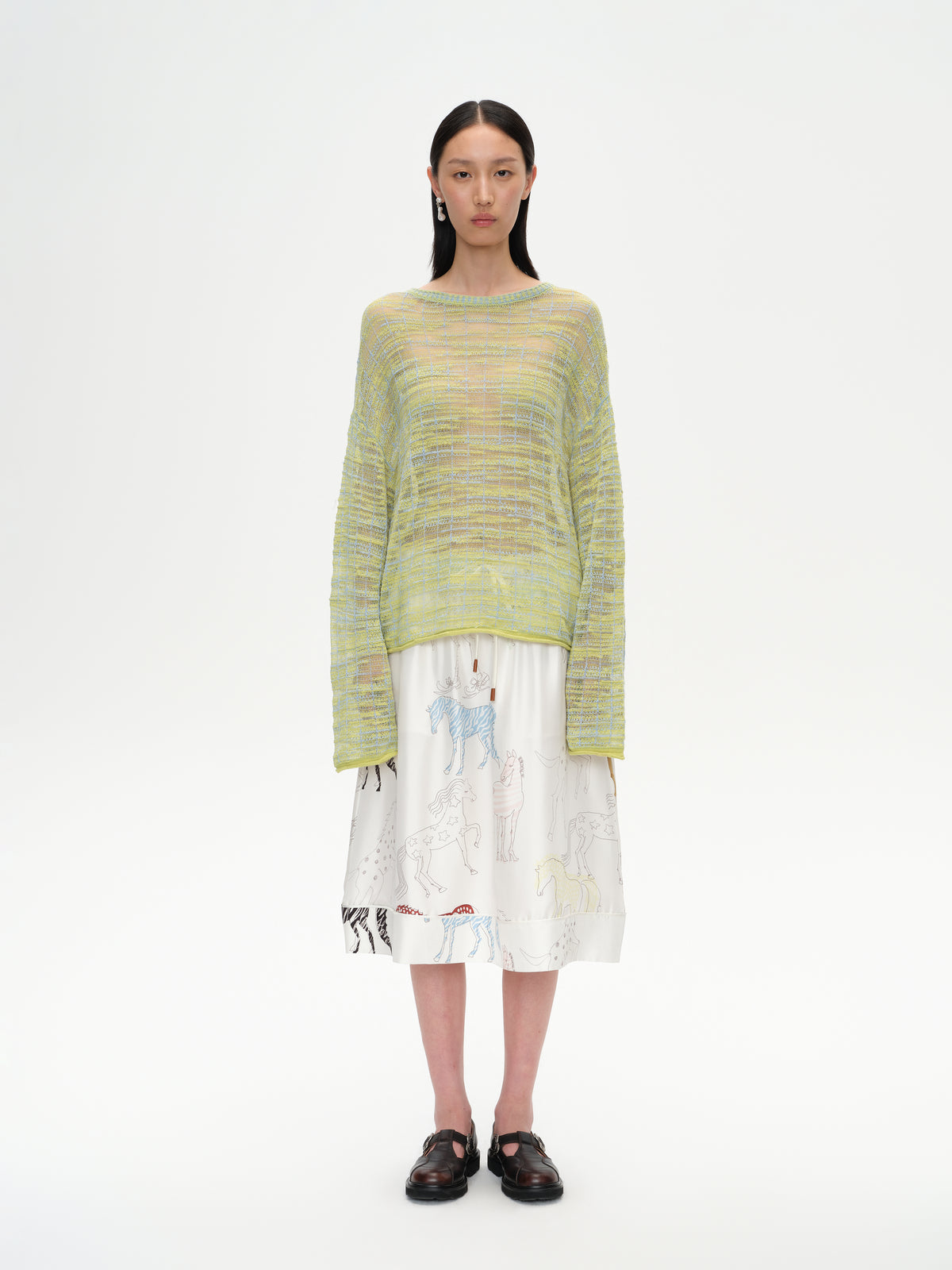 Two-Tone Curtain Placket Crew Neck Knit Top