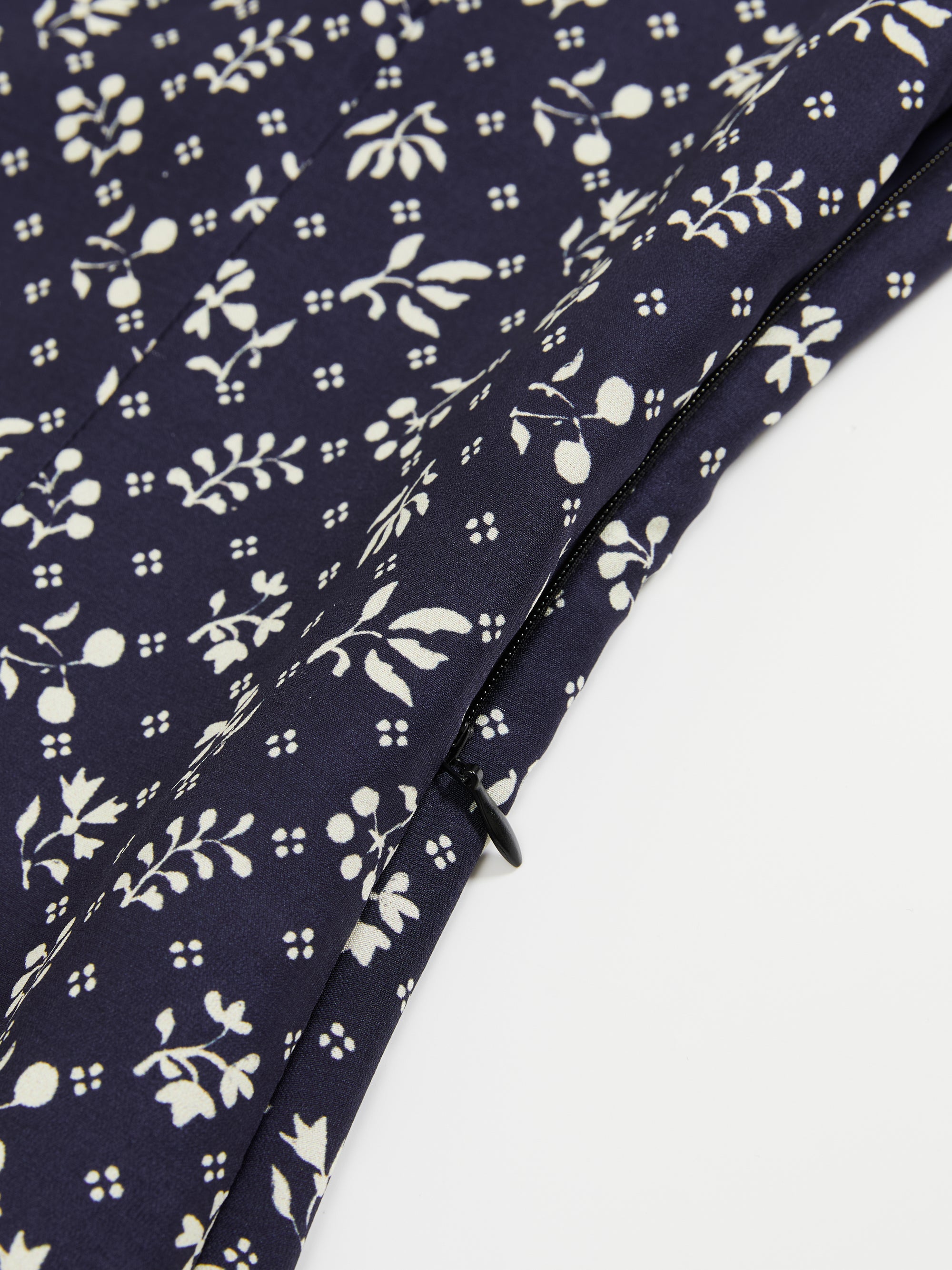 Daisy-Print Asymmetric Maxi Dress