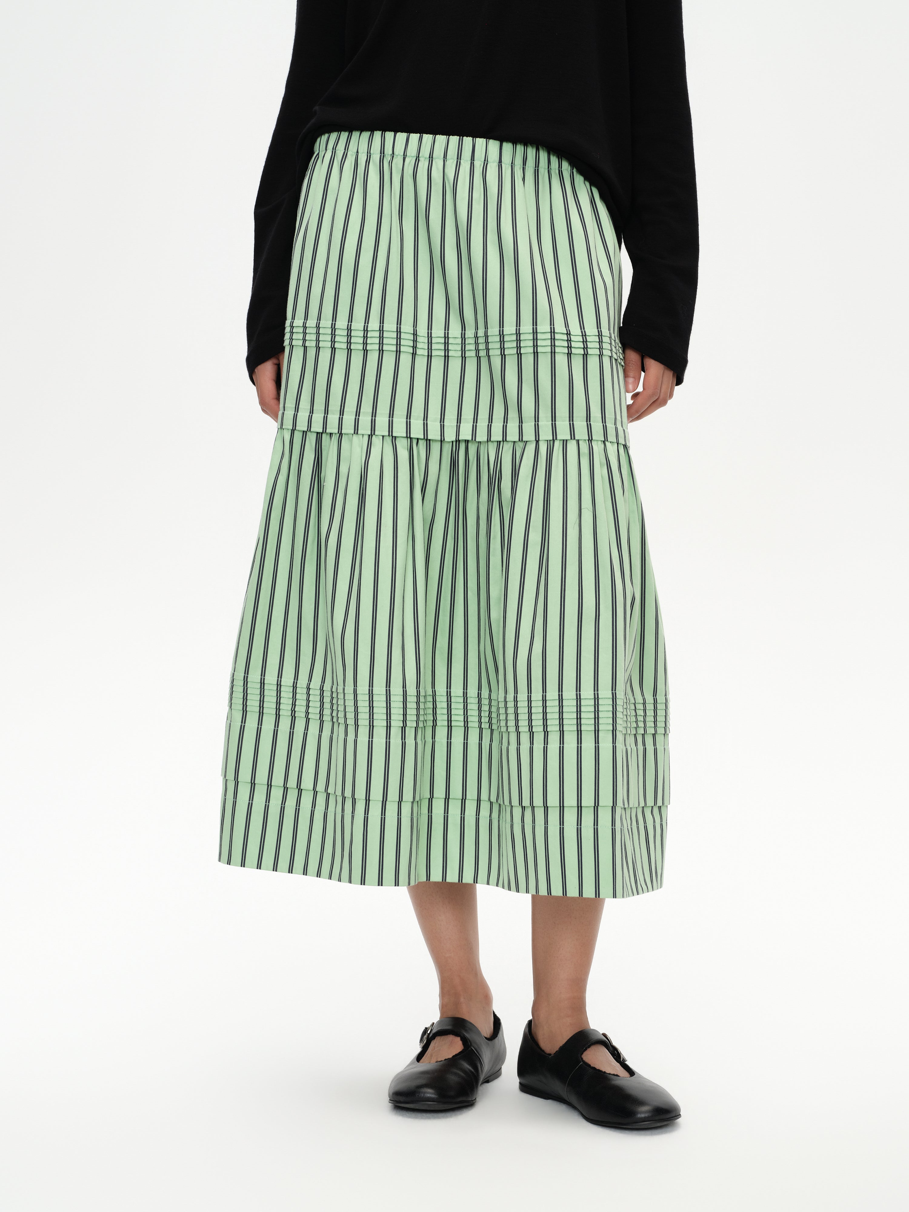 Pleated striped skirt