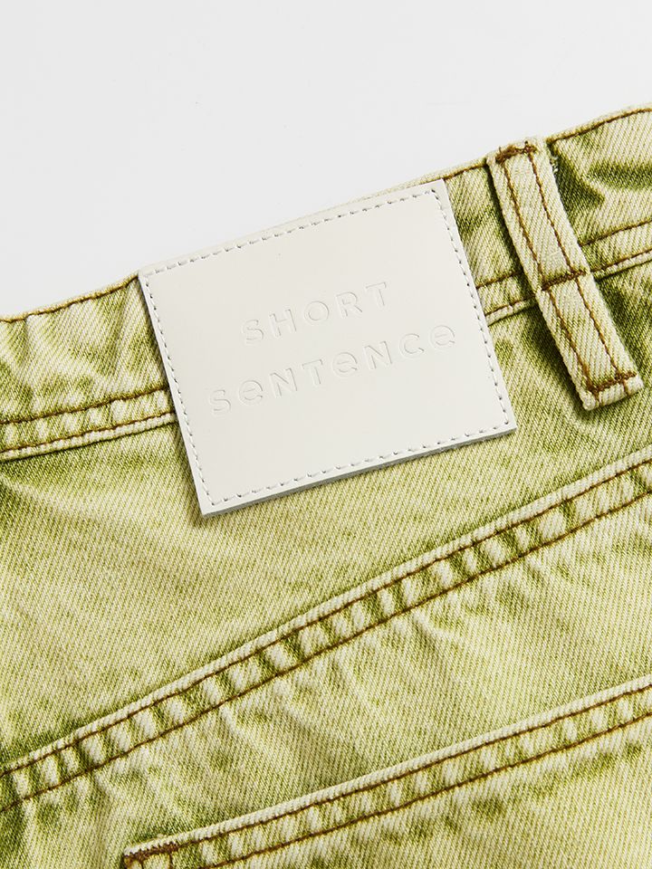 Thin Belt Low-Waist Denim Shorts - 6