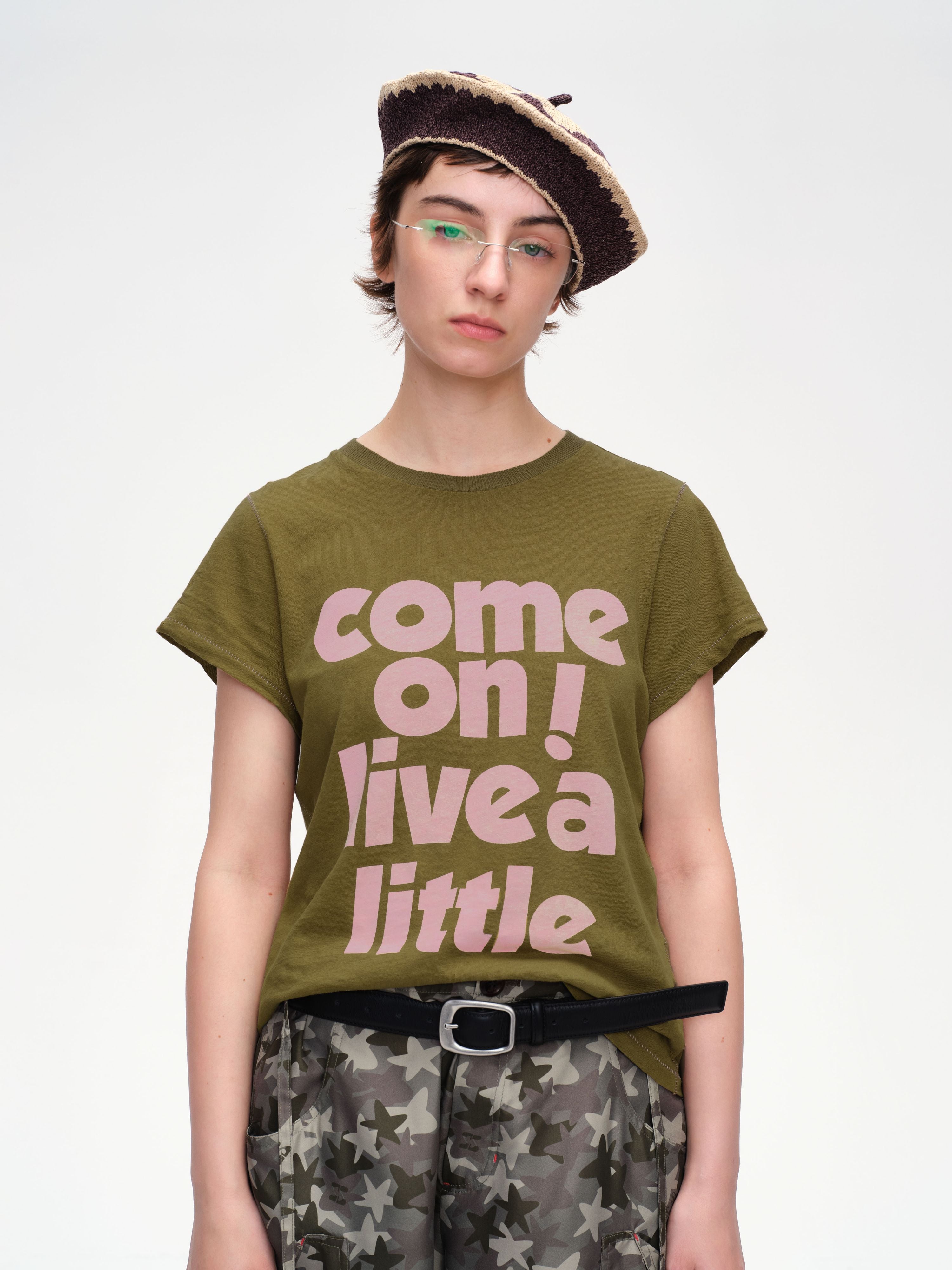 Slogan Print Slim Fit T‑shirt - 1