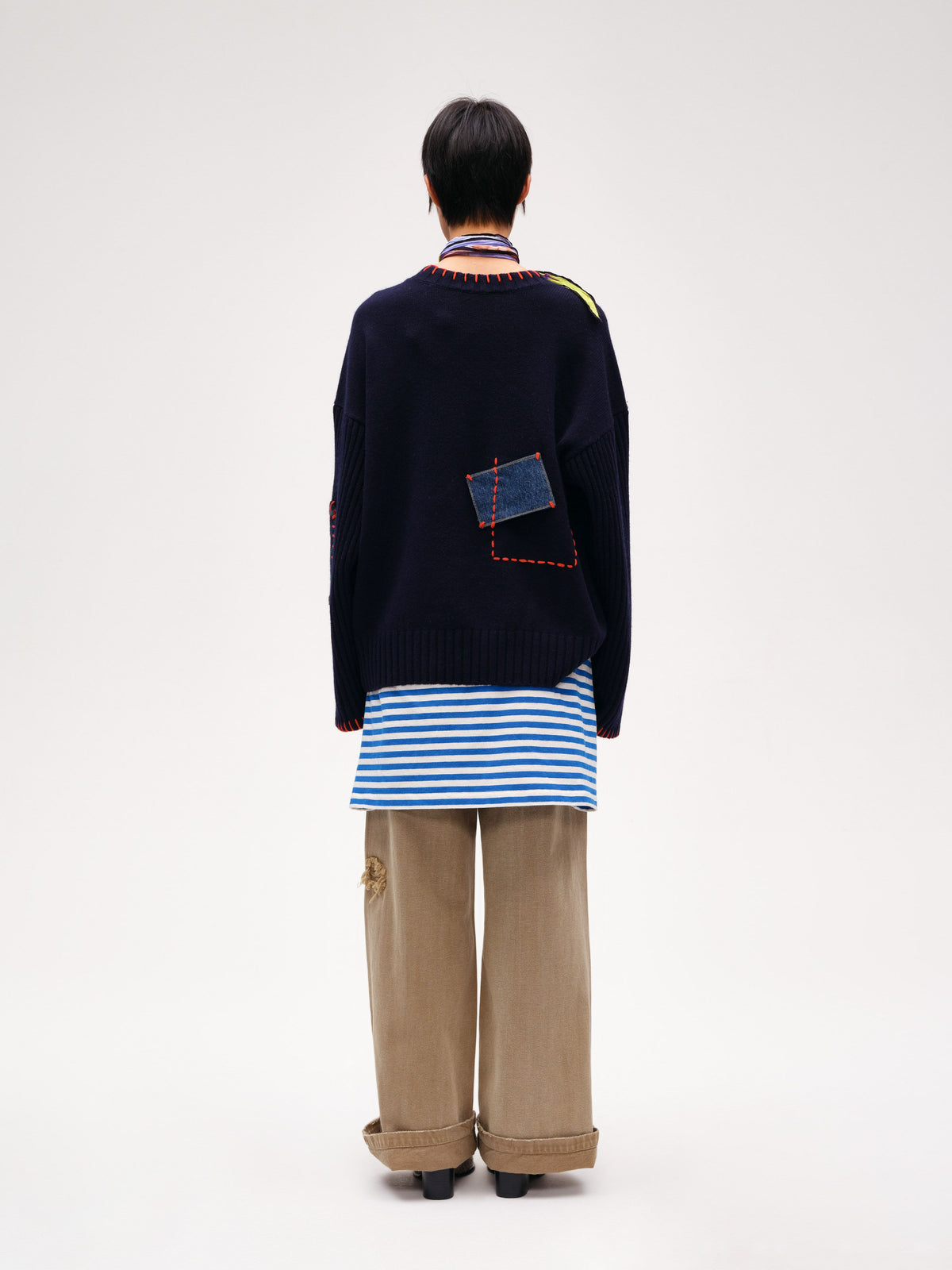Hand-Embroidered Patch Sweater - 3