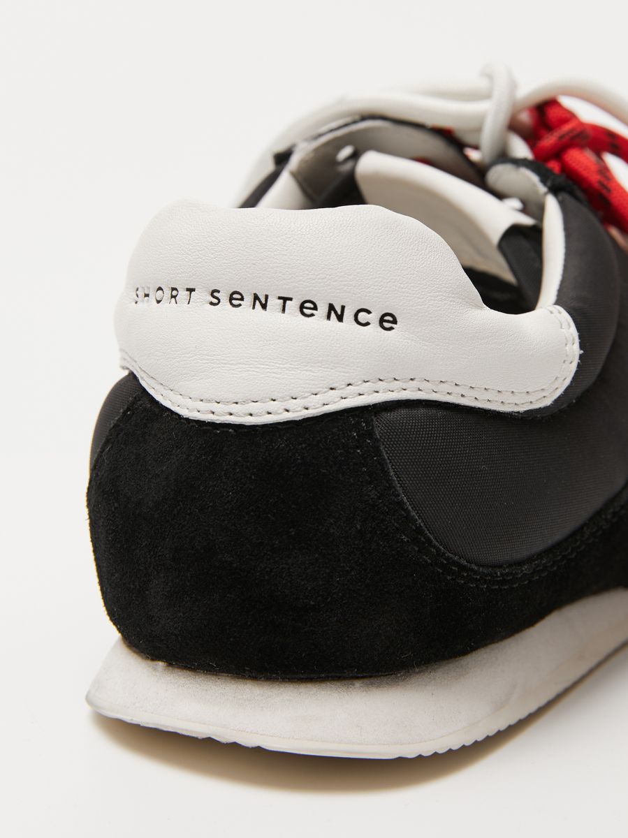 "Billie" Trainer - 7