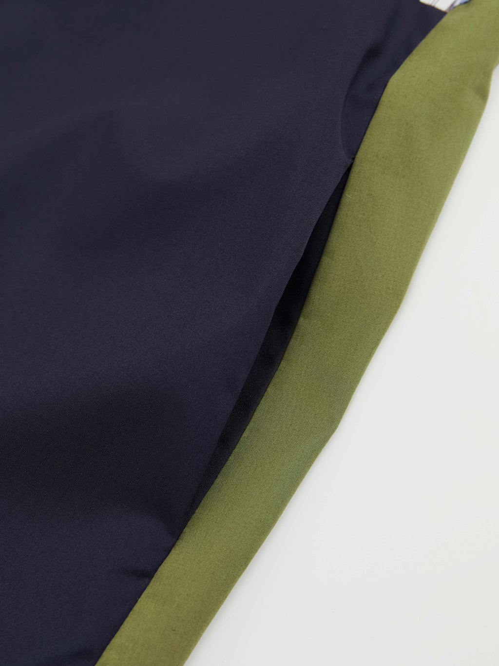 Color-blocked Short-sleeve Shirtdress - 7