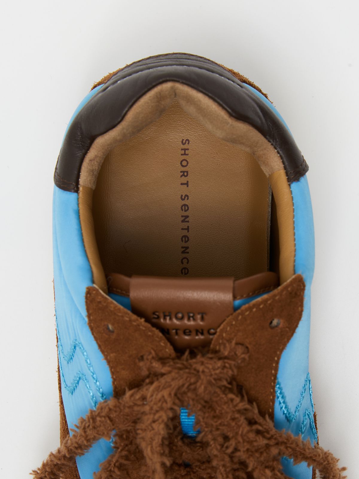 "Billie" Trainer - 6