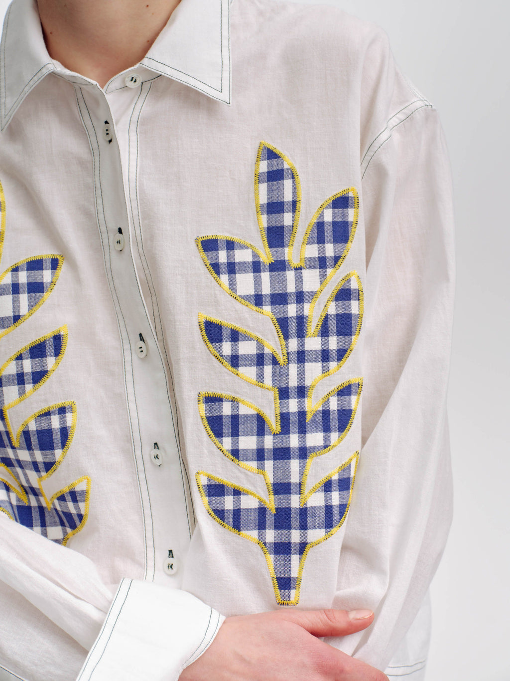 Appliqué Cropped Blouse - 4