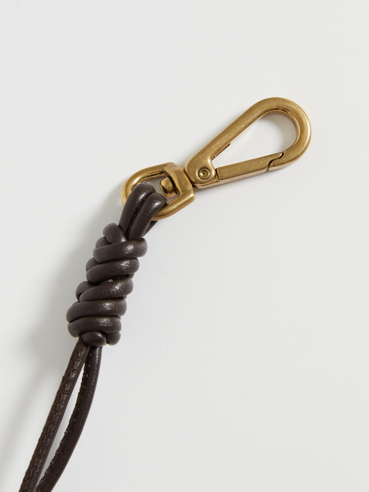Hooded Sweater Knit Pendant - 4