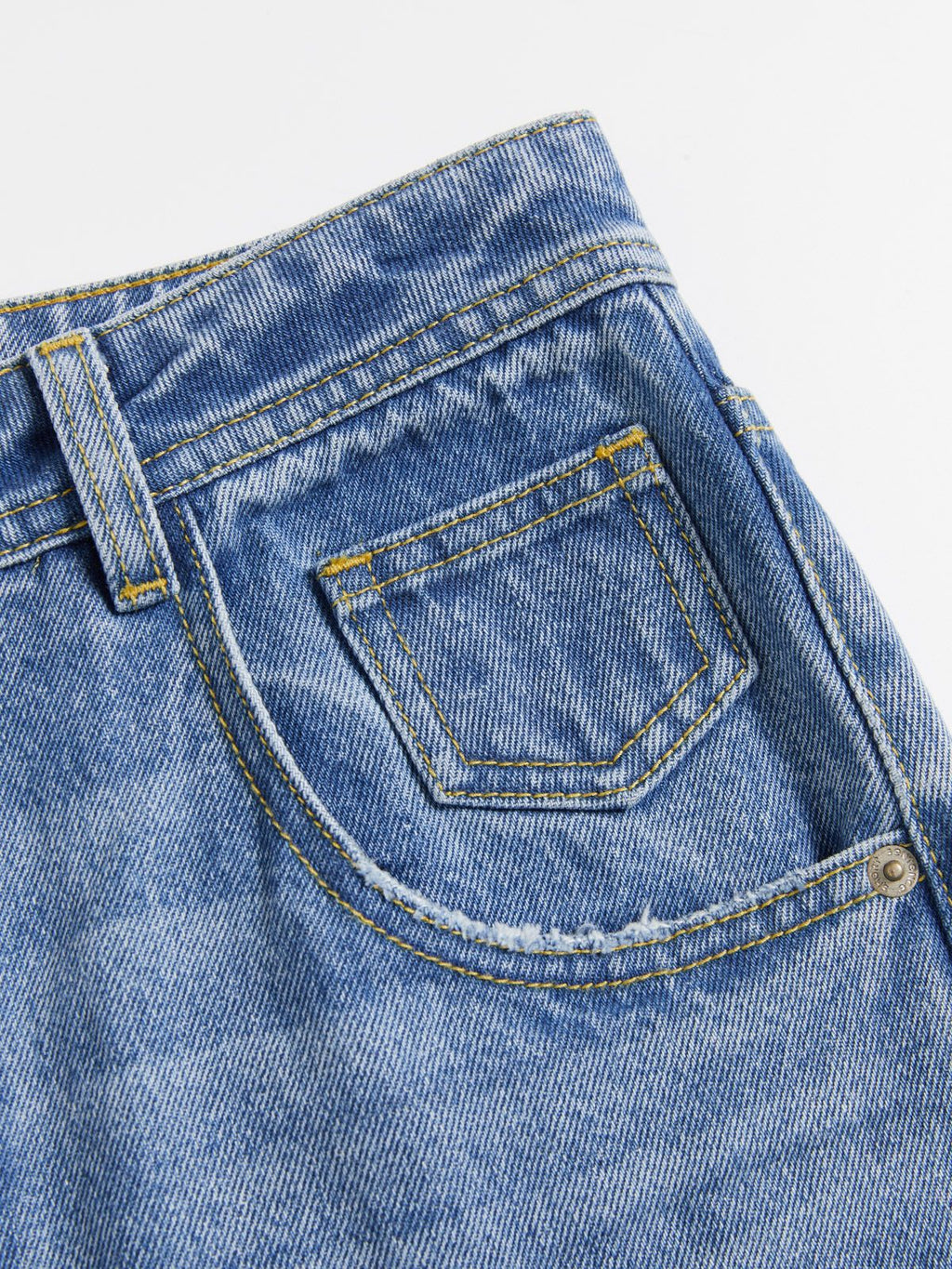 6-Pocket Mid-Rise Straight Jeans - 4