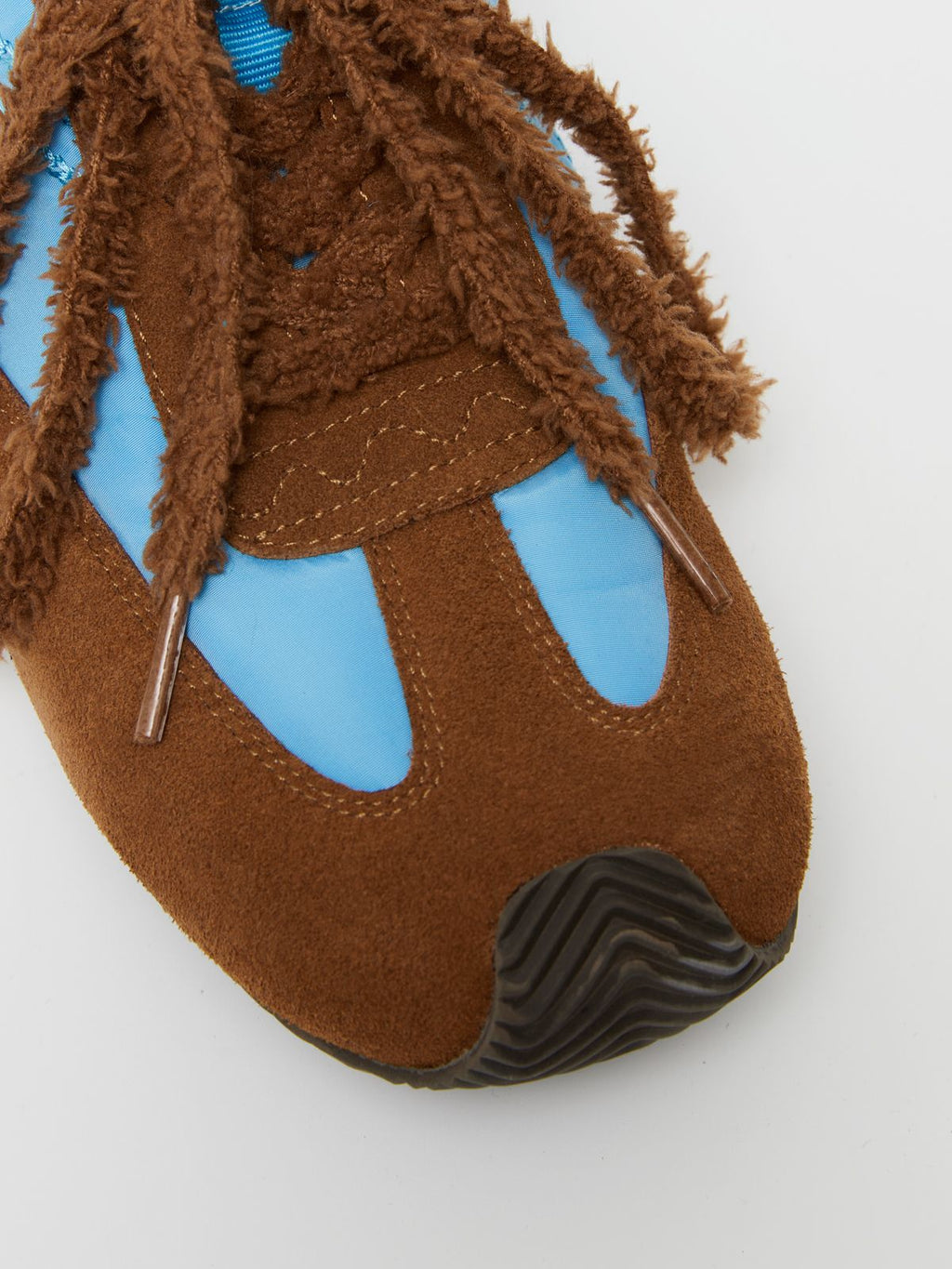 "Billie" Trainer - 3