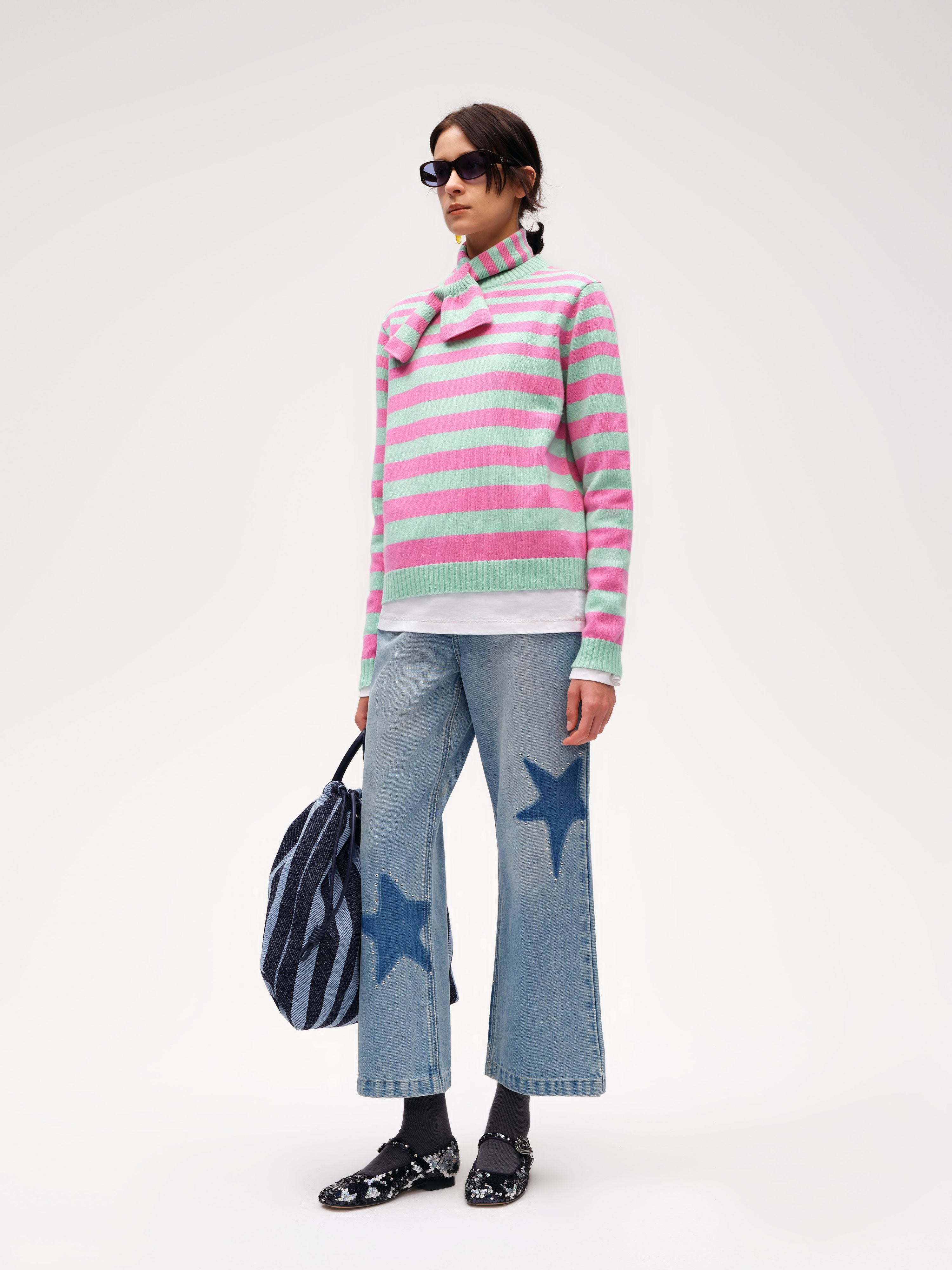 star-crystal-flared-jeans-image_back.jpg